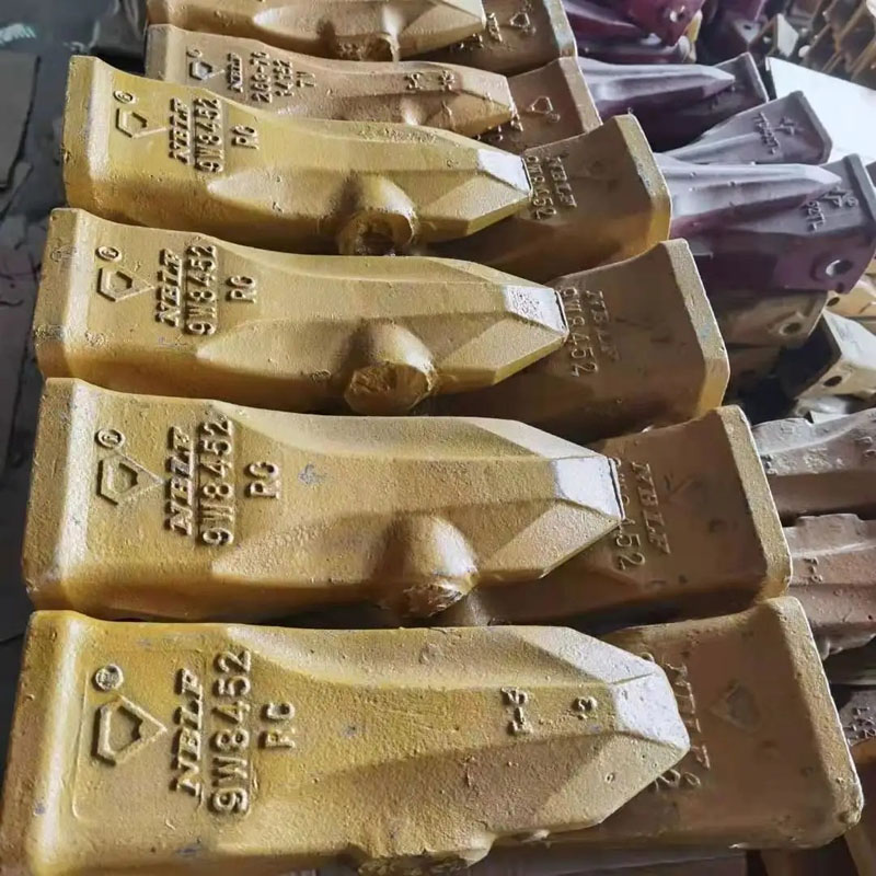 شحذ الأسنان دلو